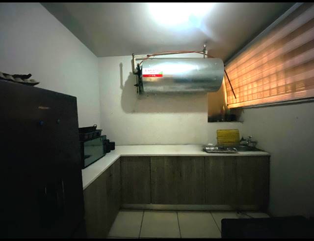 2 BEDROOM FLAT FOR SALE IN VEREENIGING CENTRAL